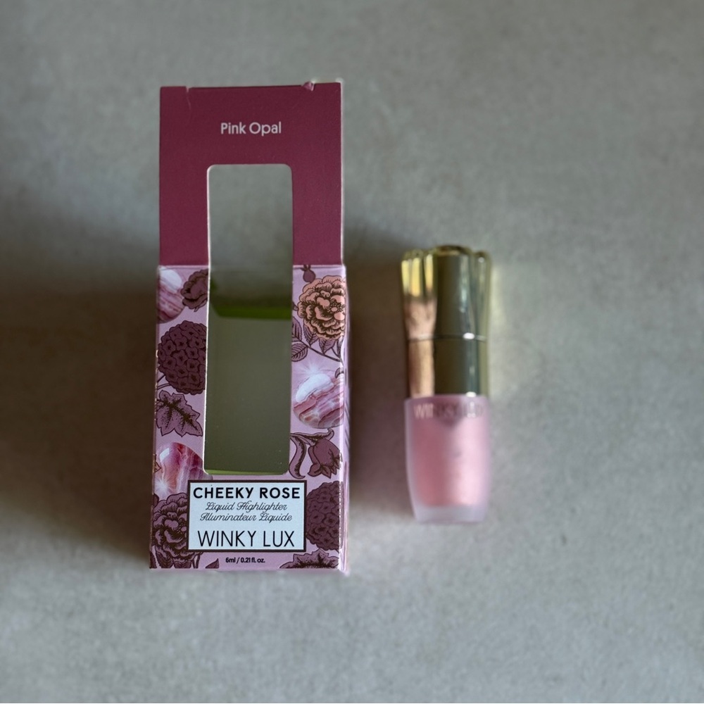 Winky Lux Cheeky Rose Liquid Highlighter Pink Opal